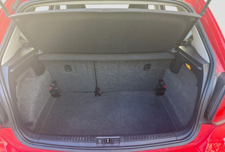 Volkswagen Polo 1.6 TDI DSG7 90CH