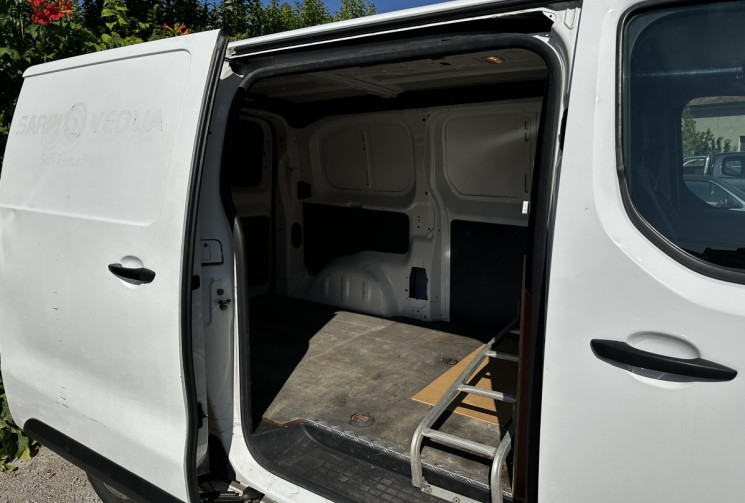 Citroën JUMPY Fg M 2.0 BlueHDi 120ch Business S&S / Moteur Remplacé / Suivi Entretien Complet