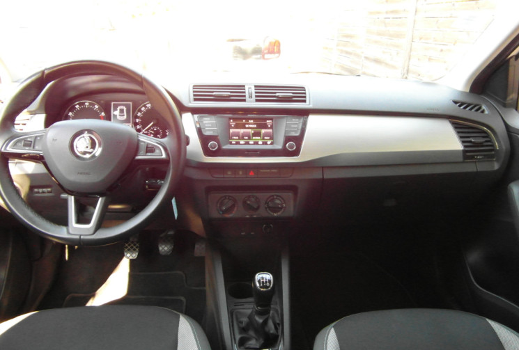 Skoda Fabia FABIA 1.0 MPI 60 CH BVM5  AMBITION 