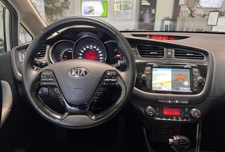 Kia Ceed 1.6 GDI 135 CH DCT6 PREMIUM / PREMIERE MAIN