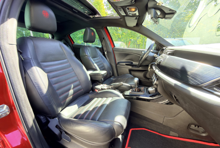 Alfa Romeo GIULIETTA 1750 TBi 235 ch Quadrifoglio Verde *Kit Courroie OK*Entr OK*Radar AR*Toit Ouvr