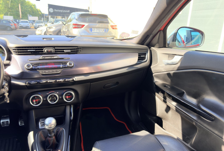 Alfa Romeo GIULIETTA 1750 TBi 235 ch Quadrifoglio Verde *Kit Courroie OK*Entr OK*Radar AR*Toit Ouvr