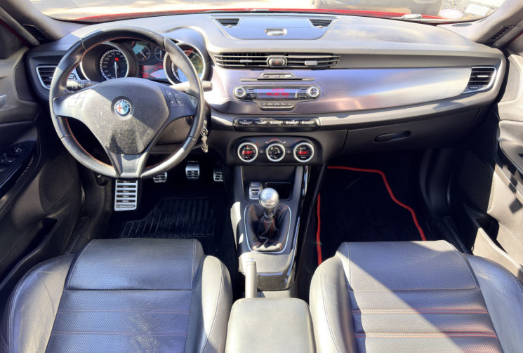 Alfa Romeo GIULIETTA 1750 TBi 235 ch Quadrifoglio Verde *Kit Courroie OK*Entr OK*Radar AR*Toit Ouvr
