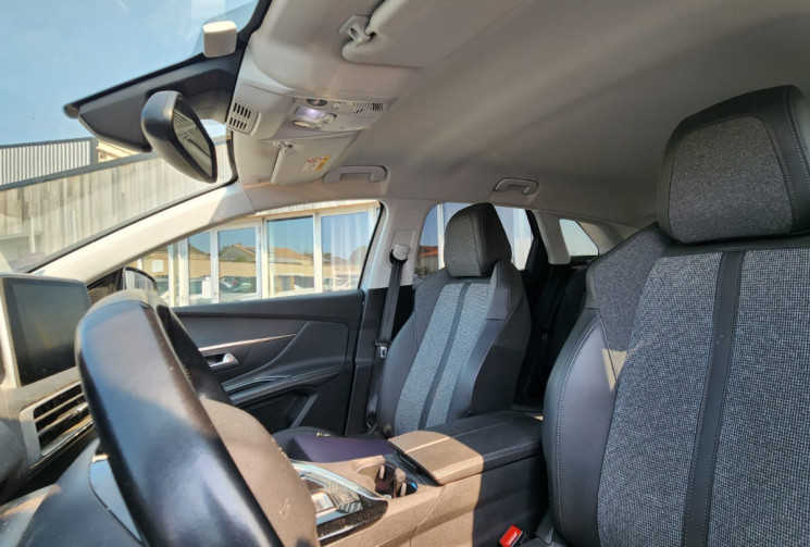 Peugeot 3008 1.2THP EAT6 S&S 130 / BOITE AUTO / ENTRETIEN SUIVI / COURROIE A JOUR / GARANTIE 12 MOIS