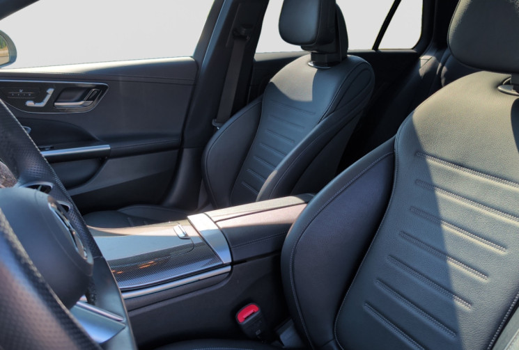 Mercedes Classe C 220 D 197 cv 4 matic amg line / premium plus / pack black / fulls options / FR