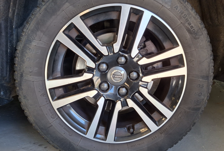 Volvo V40 D2 2.0 TDi 120 CROSS COUNTRY FINITION PRO GEARTRONIC S&S / ENTRETIEN A JOUR