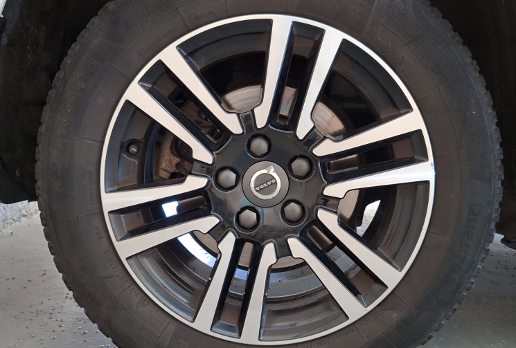 Volvo V40 D2 2.0 TDi 120 CROSS COUNTRY FINITION PRO GEARTRONIC S&S / ENTRETIEN A JOUR