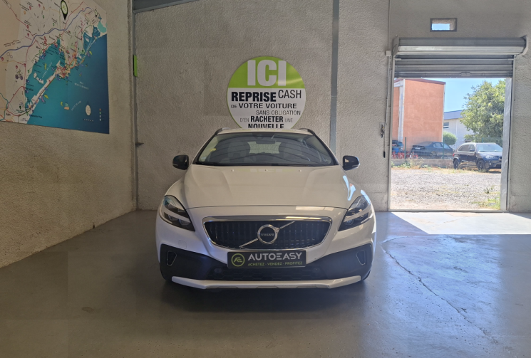 Volvo V40 D2 2.0 TDi 120 CROSS COUNTRY MOMENTUM PRO GEARTRONIC S&S / ENTRETIEN A JOUR