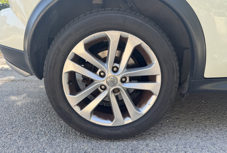Nissan Juke I 1.6 DIG-T 16V 4WD 190CH TEKNA / VÉHICULE SUIVI ET FRANÇAIS 