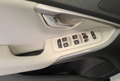 Volvo V40 D2 2.0 TDi 120 CROSS COUNTRY FINITION PRO GEARTRONIC S&S / ENTRETIEN A JOUR