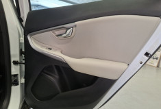 Volvo V40 D2 2.0 TDi 120 CROSS COUNTRY FINITION PRO GEARTRONIC S&S / ENTRETIEN A JOUR