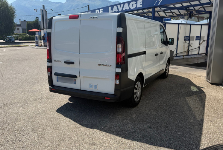 Renault Trafic III Fourgon L1H1 1.6 dCi 95 cv Grand Confort