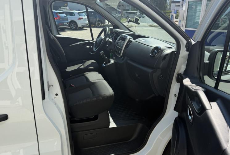 Renault Trafic III Fourgon L1H1 1.6 dCi 95 cv Grand Confort