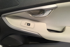 Volvo V40 D2 2.0 TDi 120 CROSS COUNTRY FINITION PRO GEARTRONIC S&S / ENTRETIEN A JOUR