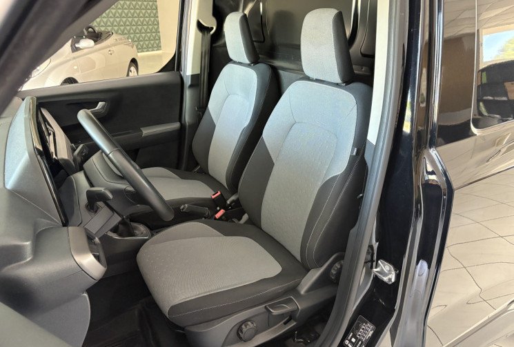 Ford Transit Courier 1.5 ecoblue 100 cv limited 16600 ht