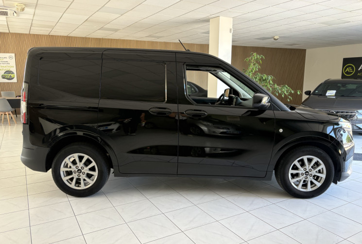 Ford Transit Courier 1.5 ecoblue 100 cv limited 16600 ht