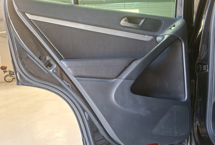 Volkswagen Tiguan 2.0 150 R LINE/TOIT OUVRANT/ ATTELAGE
