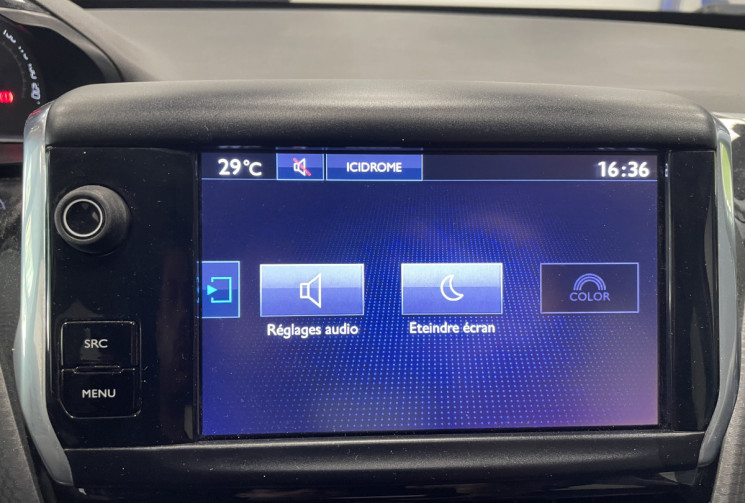 Peugeot 208 STYLE 1.2 82 cv Radar AR Clim Bluetooth GPS / Courroie changé