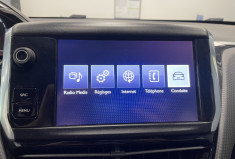 Peugeot 208 STYLE 1.2 82 cv Radar AR Clim Bluetooth GPS / Courroie changé