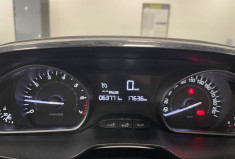 Peugeot 208 STYLE 1.2 82 cv Radar AR Clim Bluetooth GPS / Courroie changé