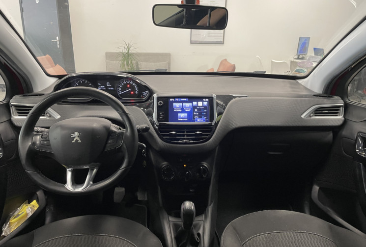 Peugeot 208 STYLE 1.2 82 cv Radar AR Clim Bluetooth GPS / Courroie changé