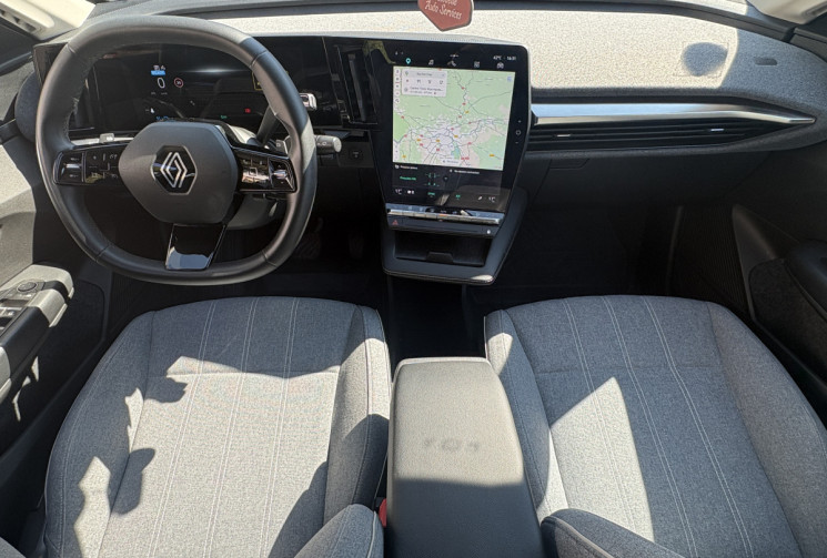 Renault Megane E-Tech EV60 130 ch Evolution super charge / Suivi RENAULT 93.5% / BATTERIE 60 KW