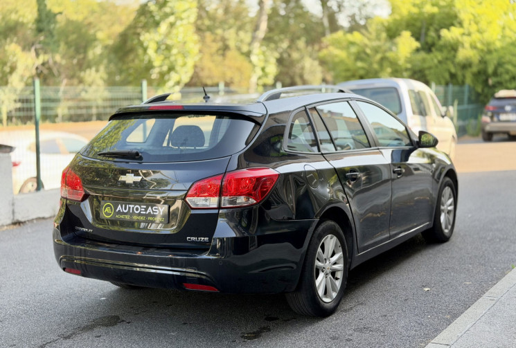 Chevrolet CRUZE Break (J308) 1.6 i 16V 124 cv / Entretien et distri a jour / CT ok / Garantie 6 mois