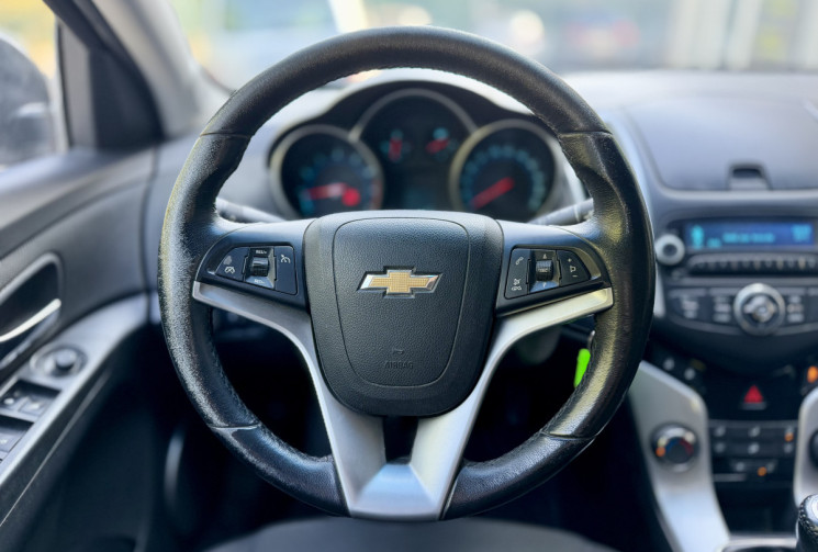 Chevrolet CRUZE Break (J308) 1.6 i 16V 124 cv / Entretien et distri a jour / CT ok / Garantie 6 mois