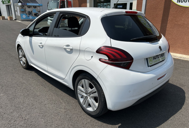Peugeot 208 Style 1.6 Hdi 75 cv Distribution neuve