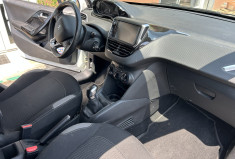 Peugeot 208 Style 1.6 Hdi 75 cv Distribution neuve