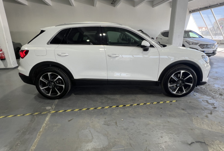 Audi Q3  1.5 TFSI 150 BUSINESS LINE / VIRTUAL COCKPIT / JANTES S LINE