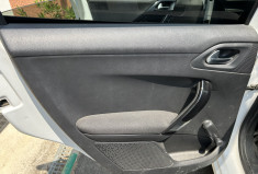 Peugeot 208 Style 1.6 Hdi 75 cv Distribution neuve