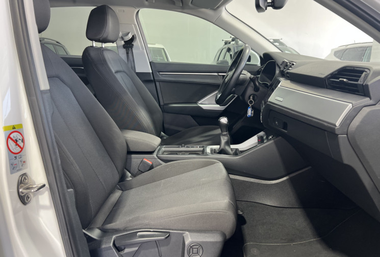 Audi Q3  1.5 TFSI 150 BUSINESS LINE / VIRTUAL COCKPIT / JANTES S LINE