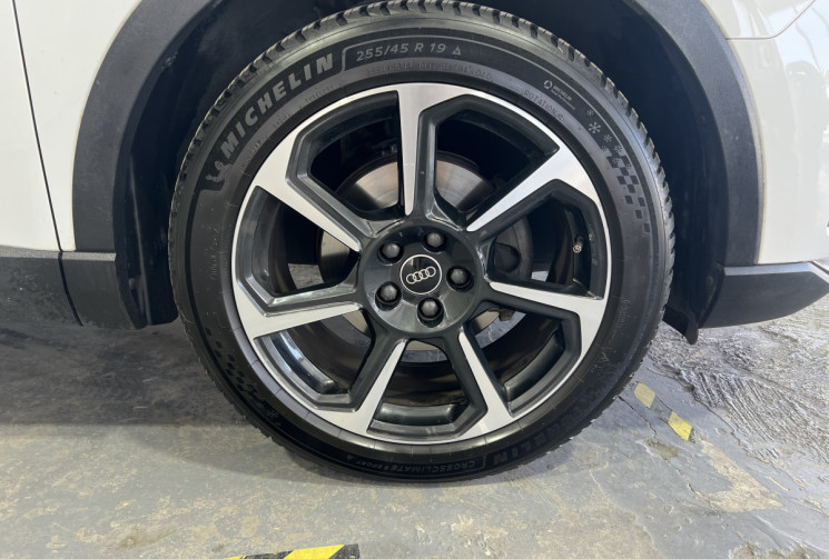 Audi Q3  1.5 TFSI 150 BUSINESS LINE / VIRTUAL COCKPIT / JANTES S LINE