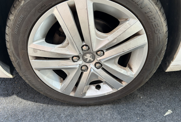 Peugeot 208 Style 1.6 Hdi 75 cv Distribution neuve