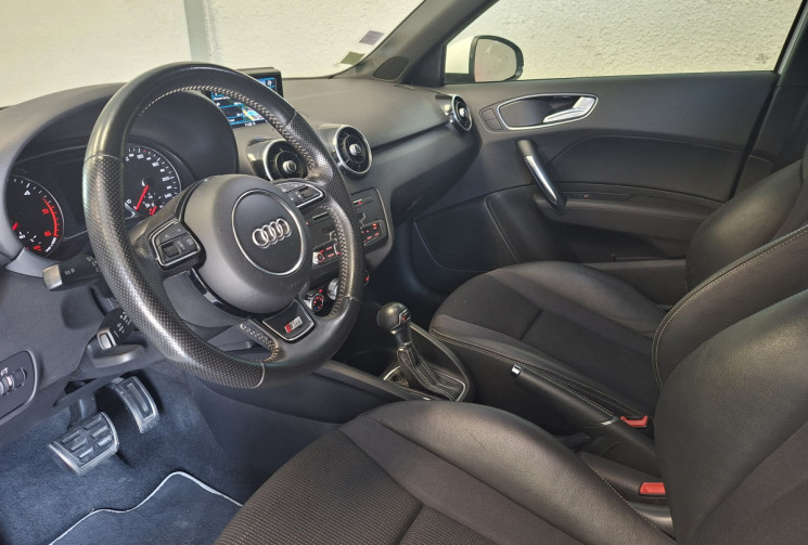 Audi A1 SPORTBACK  1.6 TDI 116 S-LINE/S-TRONIC 7 / JANTE 17