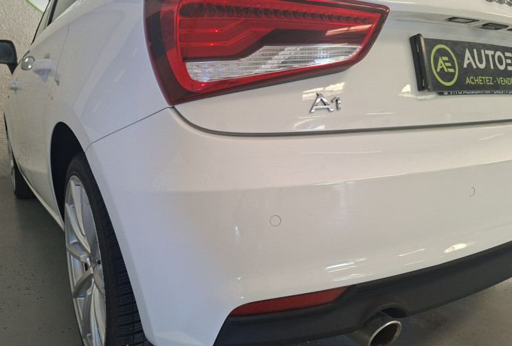 Audi A1 SPORTBACK  1.6 TDI 116 S-LINE/S-TRONIC 7 / JANTE 17