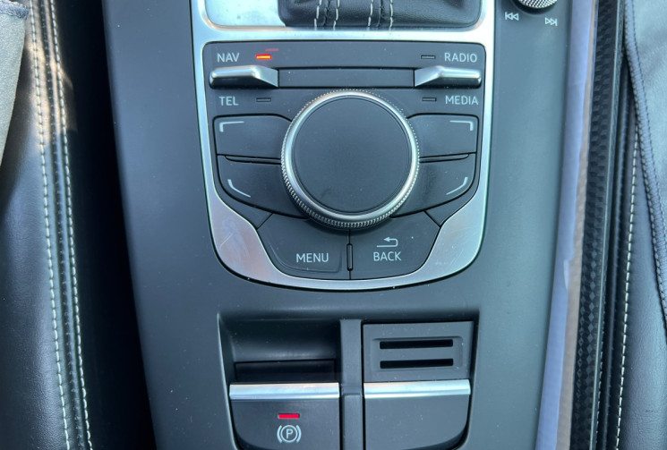 Audi S3 SPORTBACK 2.0 TFSI 300 Quattro S-Tronic 6 / Suivi complet*