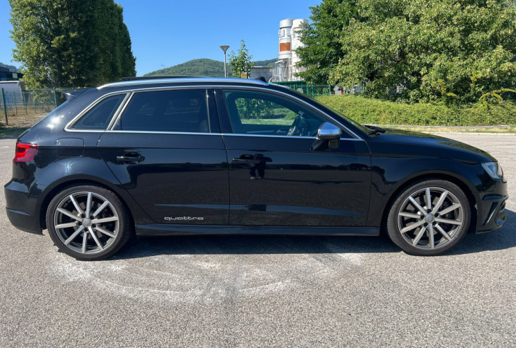 Audi S3 SPORTBACK 2.0 TFSI 300 Quattro S-Tronic 6 / Suivi complet*