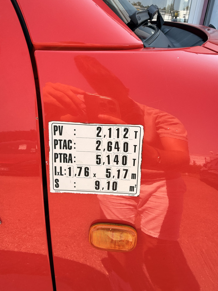 Toyota HILUX TOYOTA HILUX 2.5D 4D 4X4 144 / BENNE ELECTRIQUE / 1ER MAIN / ENTRETIEN TOYOTA 