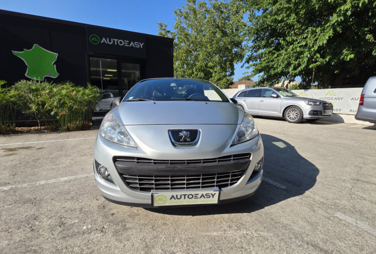 Peugeot 207 CC 1.6 16V  VTI FELINE BVA 120Ch / faible kilometrage 