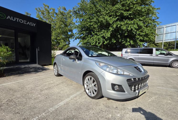 Peugeot 207 CC 1.6 16V  VTI FELINE BVA 120Ch / faible kilometrage 