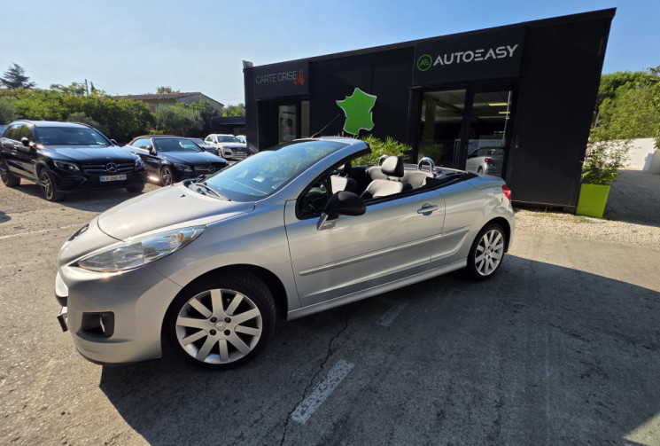 Peugeot 207 CC 1.6 16V  VTI FELINE BVA 120Ch / faible kilometrage 