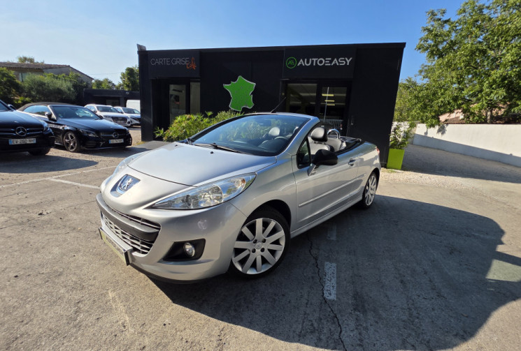 Peugeot 207 CC 1.6 16V  VTI FELINE BVA 120Ch / faible kilometrage 