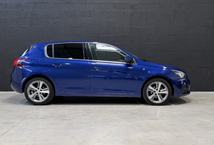 Peugeot 308 1,2 130 EAT8 Tech edition - Entretien complet Peugeot 