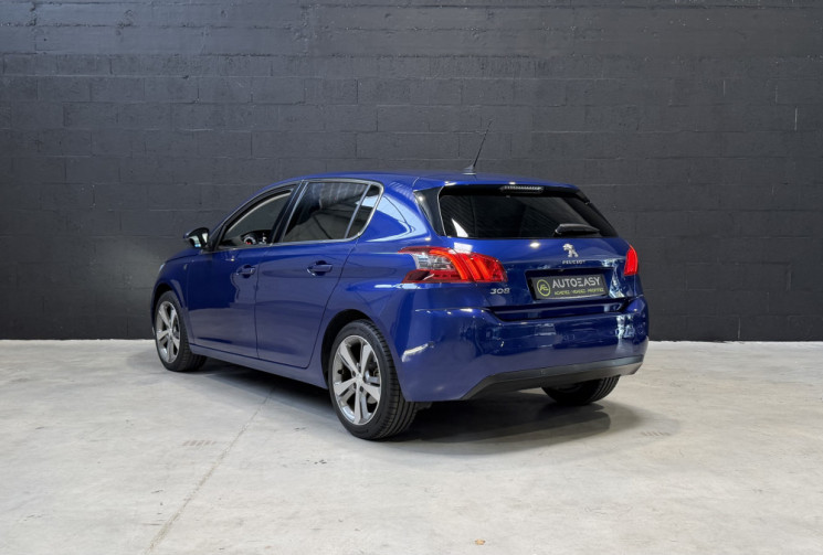Peugeot 308 1,2 130 EAT8 Tech edition - Entretien complet Peugeot 