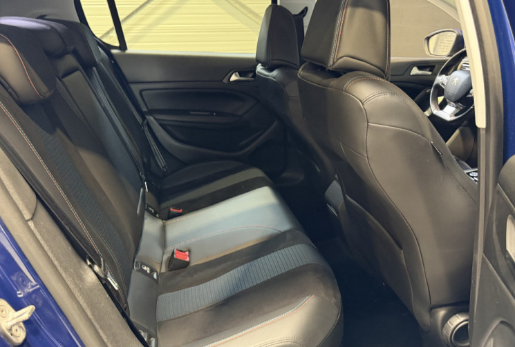 Peugeot 308 1,2 130 EAT8 Tech edition - Entretien complet Peugeot 