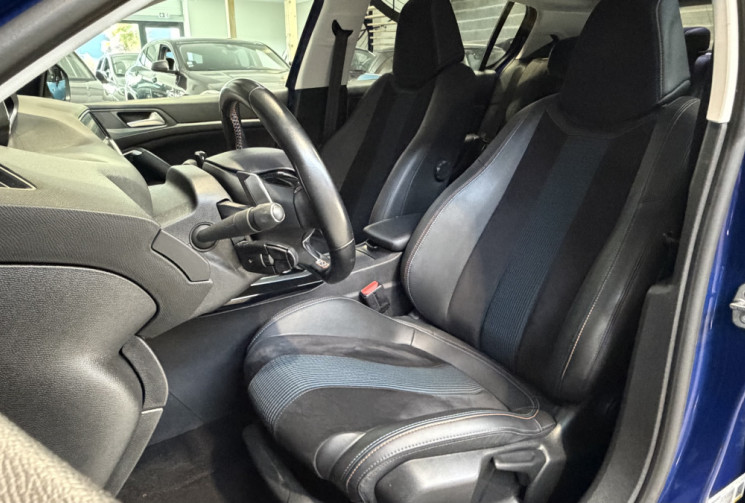 Peugeot 308 1,2 130 EAT8 Tech edition - Entretien complet Peugeot 