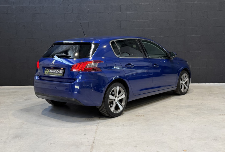 Peugeot 308 1,2 130 EAT8 Tech edition - Entretien complet Peugeot 