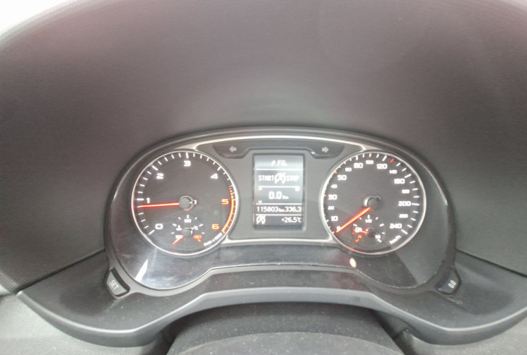 Audi A1 SPORTBACK  1.6 TDI 116 S-LINE/S-TRONIC 7 / JANTE 17